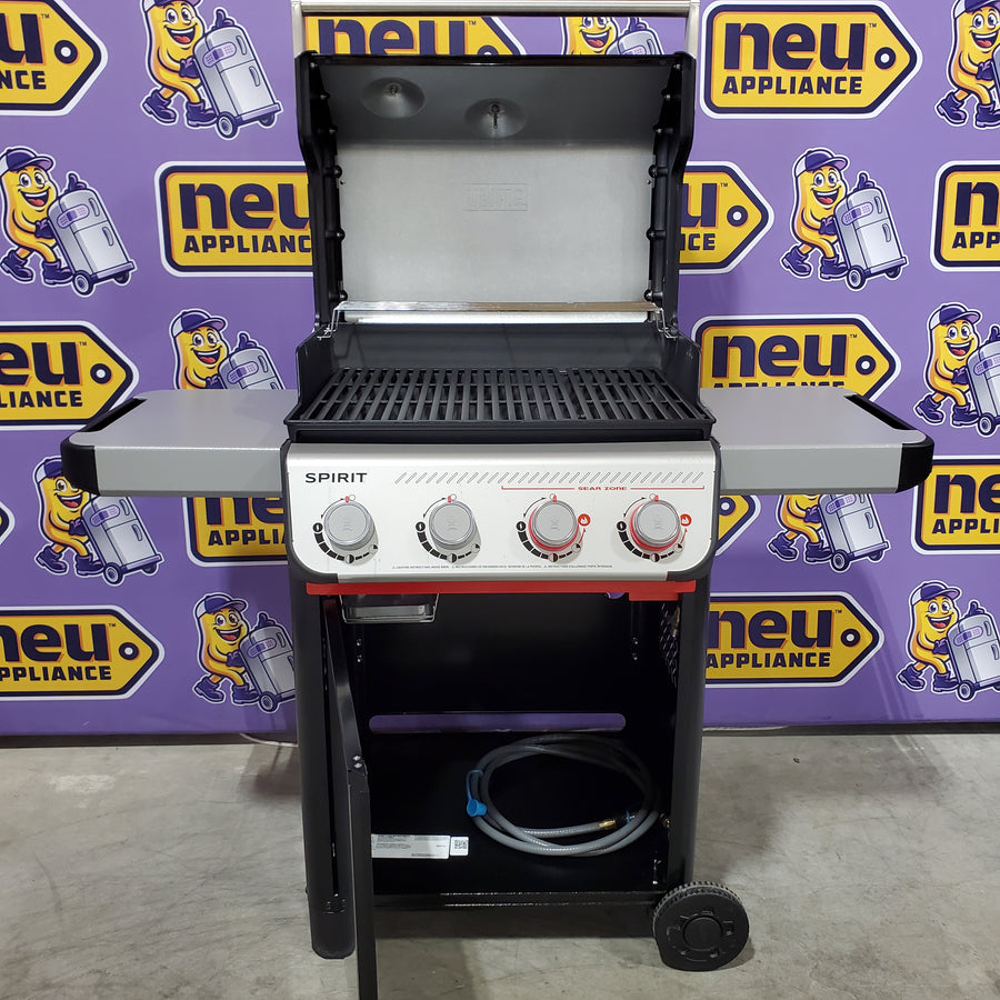 Spirit E-425 4-Burner Liquid Propane Gas Grill in Black with Powerful Boost Burners 22521697 - E-425 - Certified Refurbished