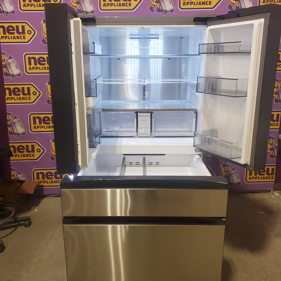 Samsung Bespoke 36 in. 29 cu. ft. Standard Depth 4-Door French Door Refrigerator in Stainless Steel with Beverage Center RF70F29DER - Scratch & Dent (Moderate)