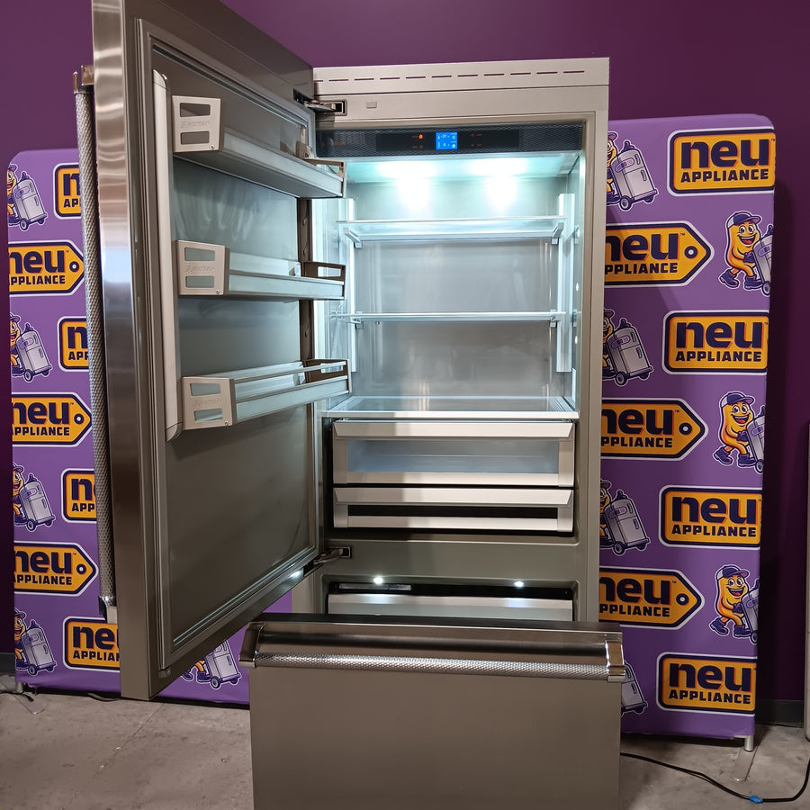Hestan Luxury 36" Wide Built in Refrigerator in Stainless Steel EKS360TST3IU - Open Box