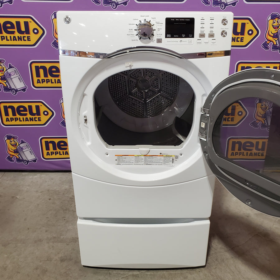 GE® 7.5 cu. ft. Capacity Front Load Electric Dryer with Steam in White GFD45ESSMWW - Certified Refurbished