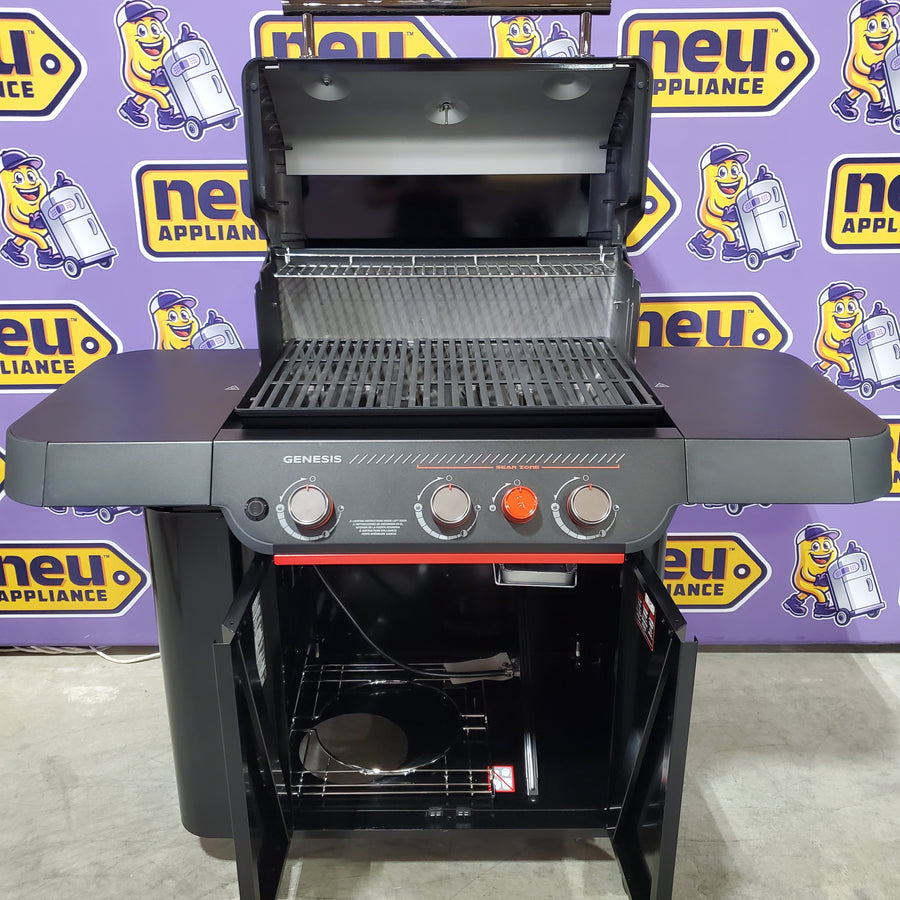 Weber Genesis E-330 Black 3-Burner Liquid Propane Gas Grill with 1 Side Burner E-330 - Scratch & Dent (Minor)