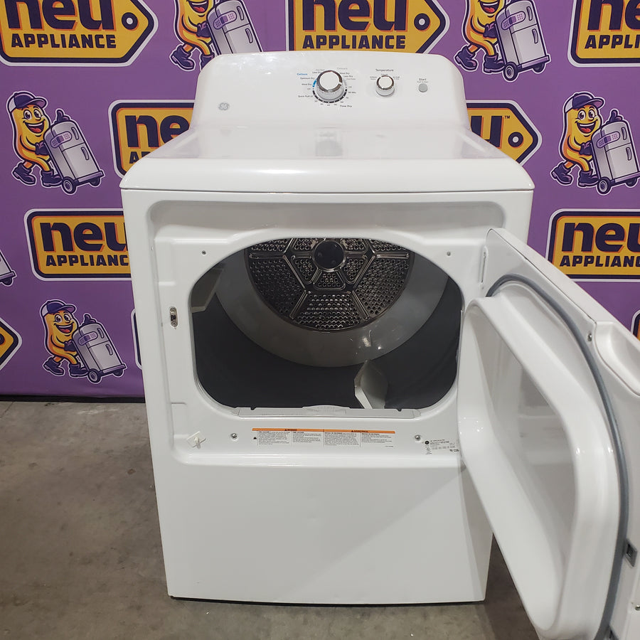 GE® 3.8 cu. ft. Capacity Washer with Stainless Steel Basket in White GTW330ASKWW - Certified Refurbished and GE® 7.2 cu. ft. Capacity Aluminized Alloy Drum Electric Dryer GTD33EASKWW - Certified Refurbished