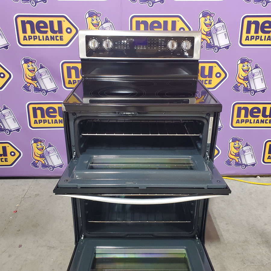 Whirlpool 6.7 cu. ft. 5 Burner Element Double Oven Electric Range with True Convection in Stainless Steel WGE745C0FS - Scratch & Dent (Minor)