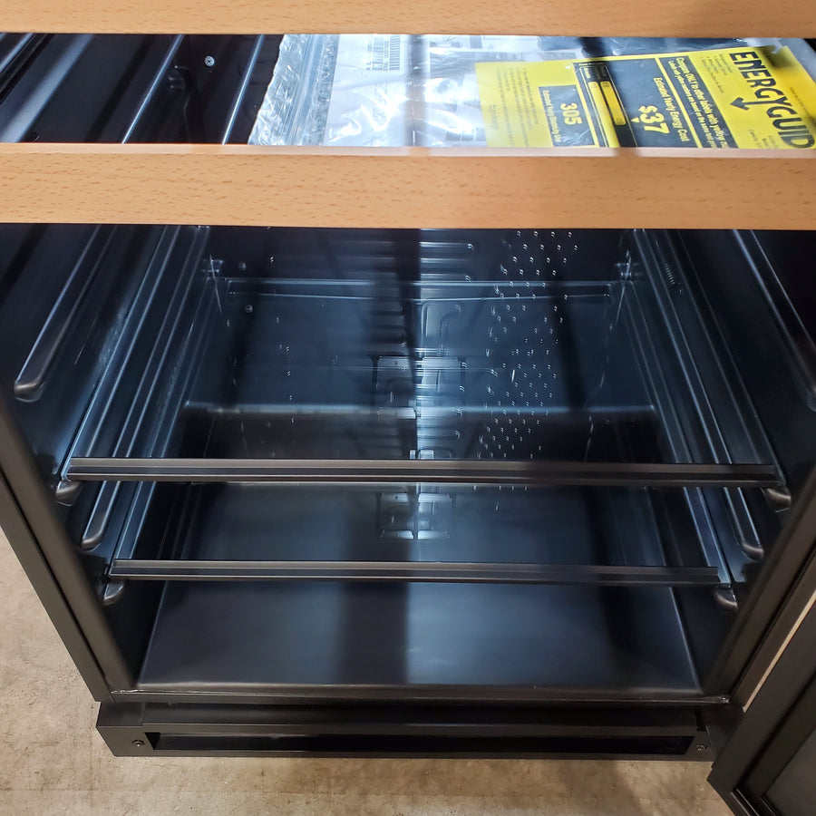 U-Line 24 Inch Built-in Beverage Center with 5.4 cu. ft. Capacity, 85 12-oz. Bottle Capacity, 105 12-oz. Can Capacity, and 16 Wine Bottle Capacity U-1224BEVINT-00B - Scratch & Dent (Minor)