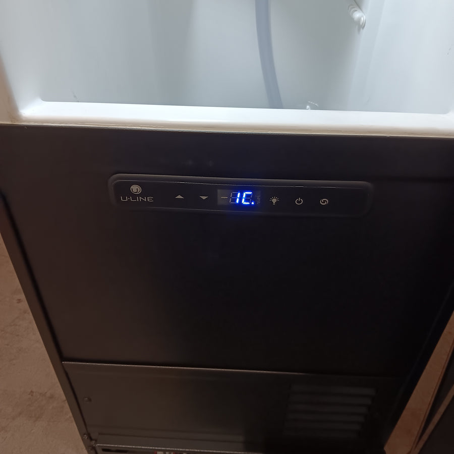 U-Line 15 Inch Clear Cube Ice Maker with 55 lbs Daily Production, 25lbs Storage Capacity, Digital Touchpad Control, Cleaning Indicator, LED Lighting, Heavy Duty Ice Scoop, and Field Reversible Door UHCL115IS01A - Scratch & Dent (Moderate)