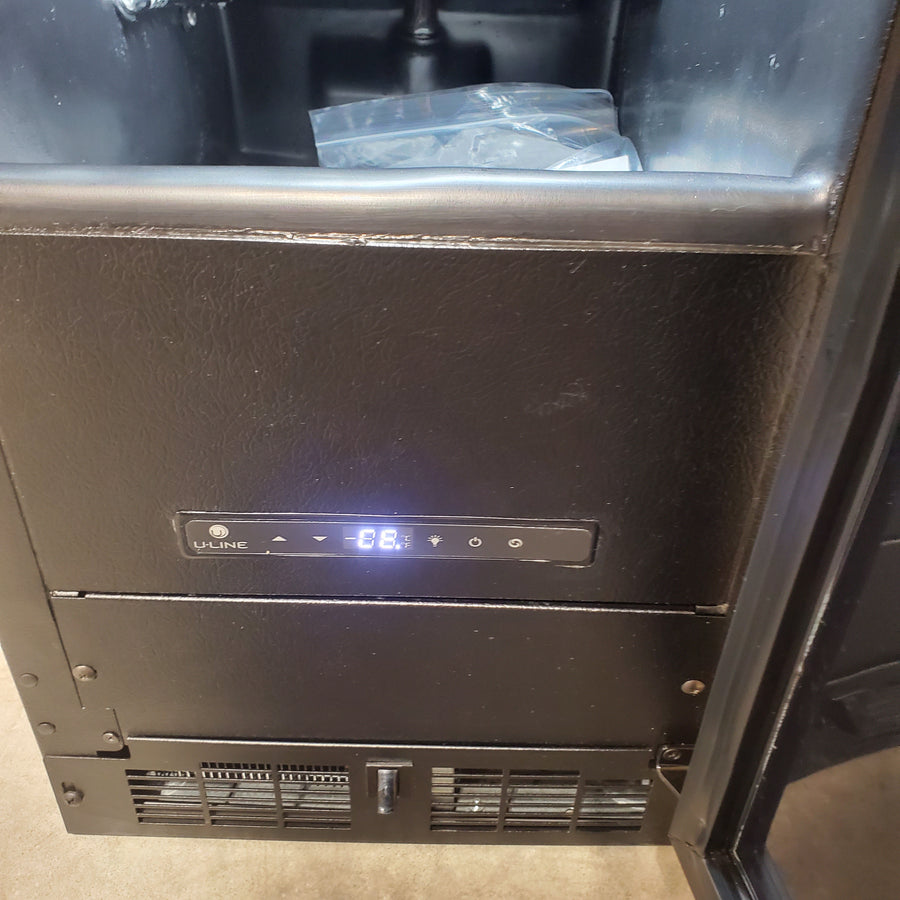 U-Line 15 Inch Clear Ice Machine with 39 lbs. Daily Ice Production, 23 lbs. of Storage Capacity, Silent Setting, Digital Touch Pad Control, and Bright White LED Lighting UACP115IS01A - Open Box