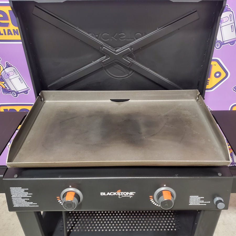 Blackstone 30" Culinary Omnivore Griddle with Hood 2-Burner Liquid Propane Flat Top Grill 2163 - Scratch & Dent (Minor)