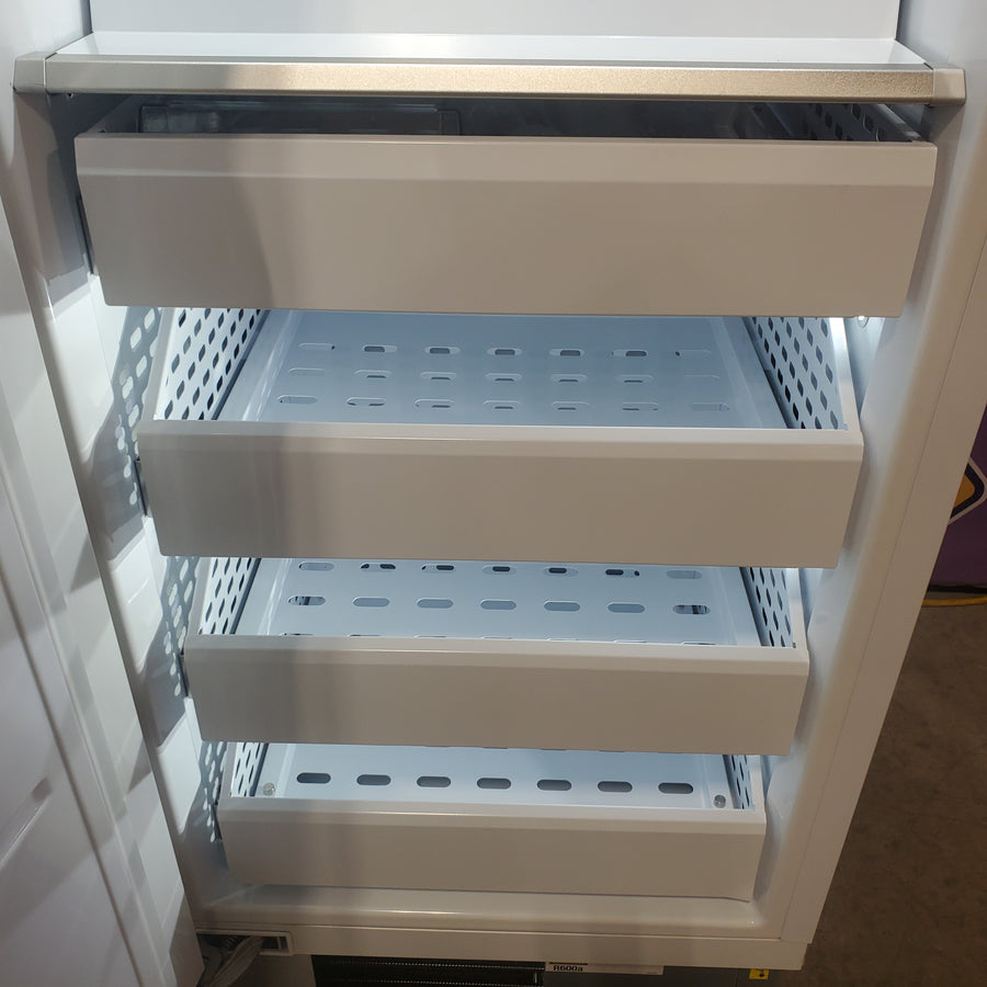 Bertazzoni 16.8 cu ft Built-in Freezer Column with Interior TFT Touch & Scroll Interface in Stainless Steel REF30FCIPIXL - Scratch & Dent (Minor)