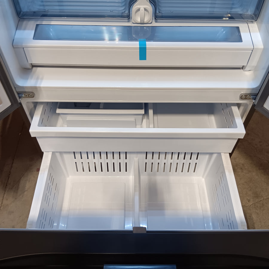 Samsung 31.5-cu ft 3-Door ENERGY STAR Smart French Door Refrigerator with Dual Ice Maker in Stainless Steel 22442656 - RF32CG5300SR - Scratch & Dent (Minor)