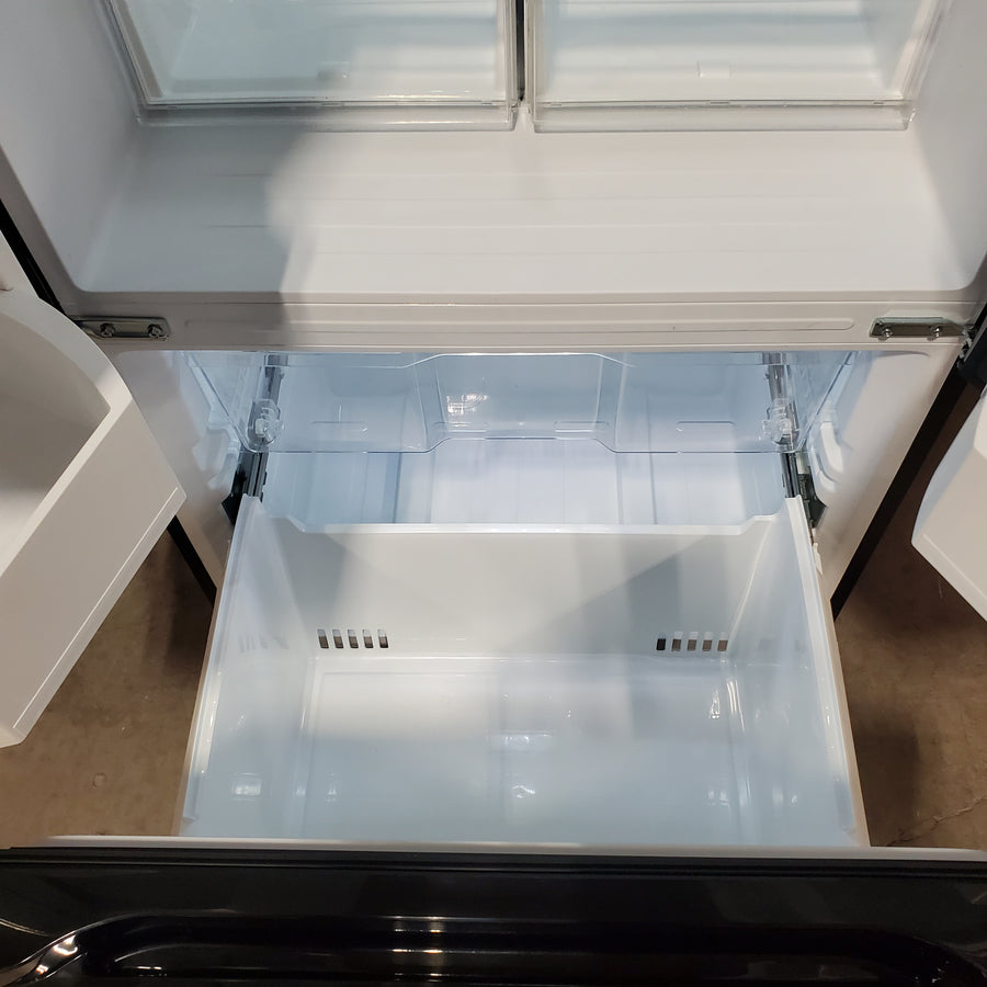 Vissani 30 in. 18.4 cu. ft. Standard-Depth French Door Bottom Freezer Refrigerator in Fingerprint Resistant Stainless Steel Look MDFDBM18SS6 - Scratch & Dent (Moderate)