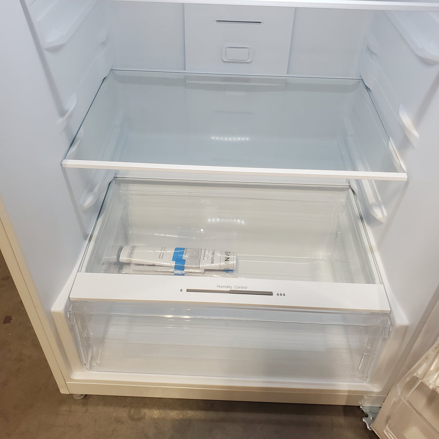 Vissani 14.2 cu. ft. Top Freezer Refrigerator in White, Garage Ready MDTF14WH5 - Scratch & Dent (Major)