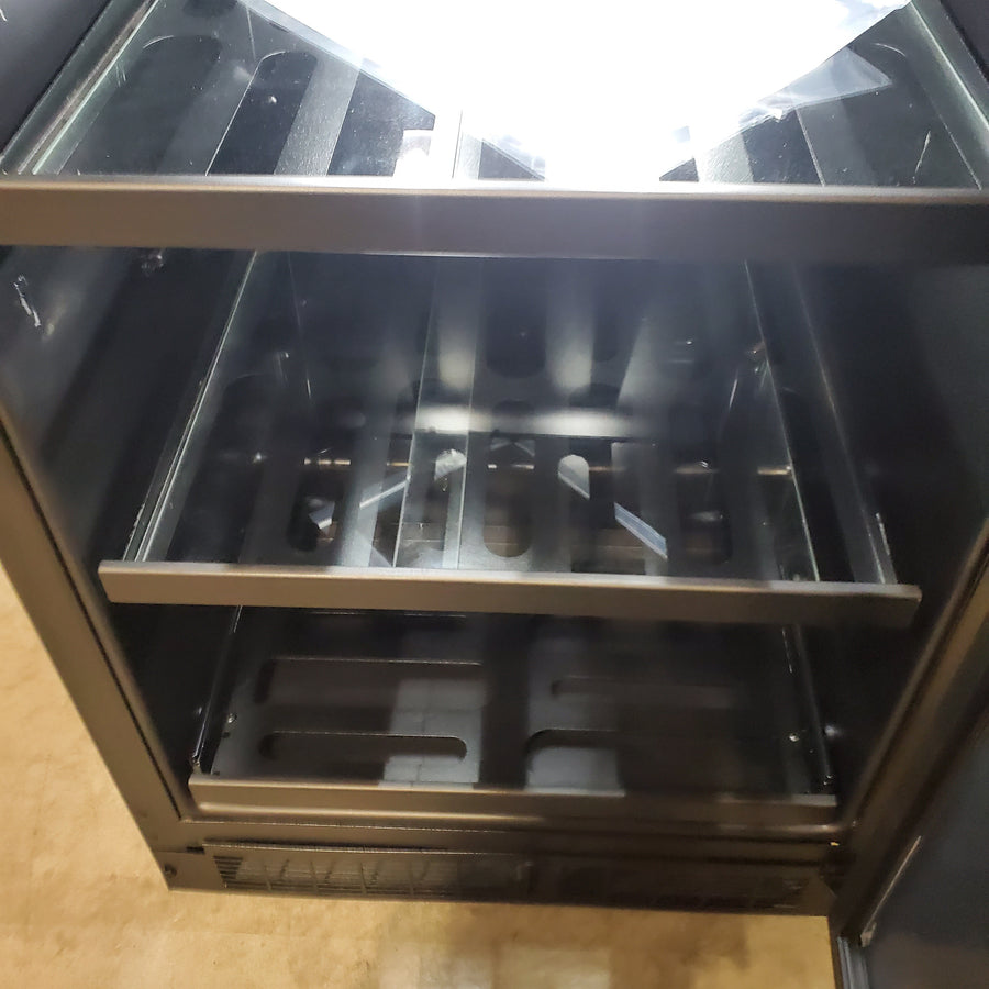 Marvel 24 Inch Built-In Beverage Center with 162 Can and 18 Wine Bottle Capacity, Dynamic Cooling Technology, and Thermal-Efficient Cabinet MLBV224SG01A - Scratch & Dent (Minor)