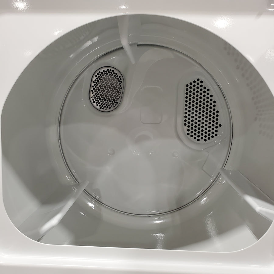 Amana 6.5 Cu. Ft. Electric Dryer with Wrinkle Shield Option and Automatic Dryness Control in White 22442643 - NED4655EW - Scratch & Dent (Minor)