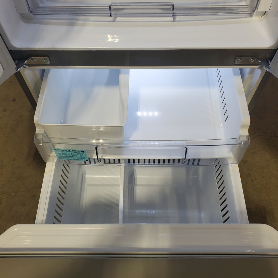 LG 22 cu. ft. 30-inch Wide French Door Refrigerator in Stainless Steel LFCS22520S - Scratch & Dent (Moderate)