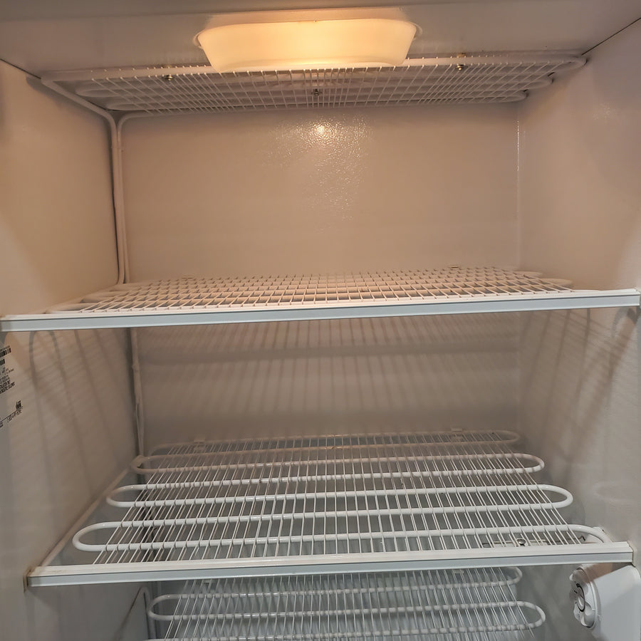 Kenmore 20.2 cu. ft. Frost-Free Upright Freezer 253280428010 - Scratch & Dent (Minor)