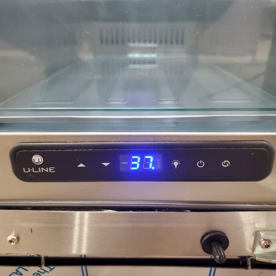 U-Line 5 Class 72-Can Beverage Cooler in Stainless Steel UHRE515-SG01A - Scratch & Dent (Minor)
