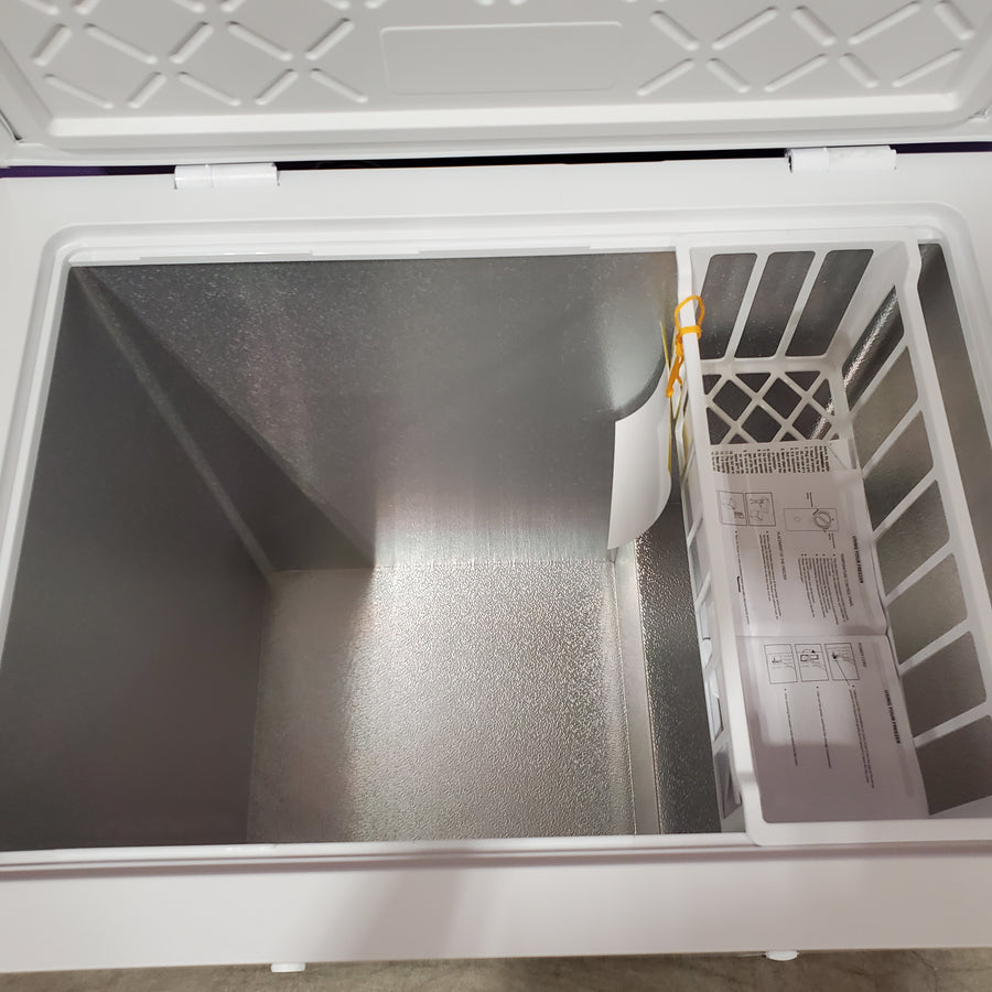 Koolatron 7-cu ft Chest Freezer ENERGY STAR Certified in White KTCF195 - Scratch & Dent (Moderate)