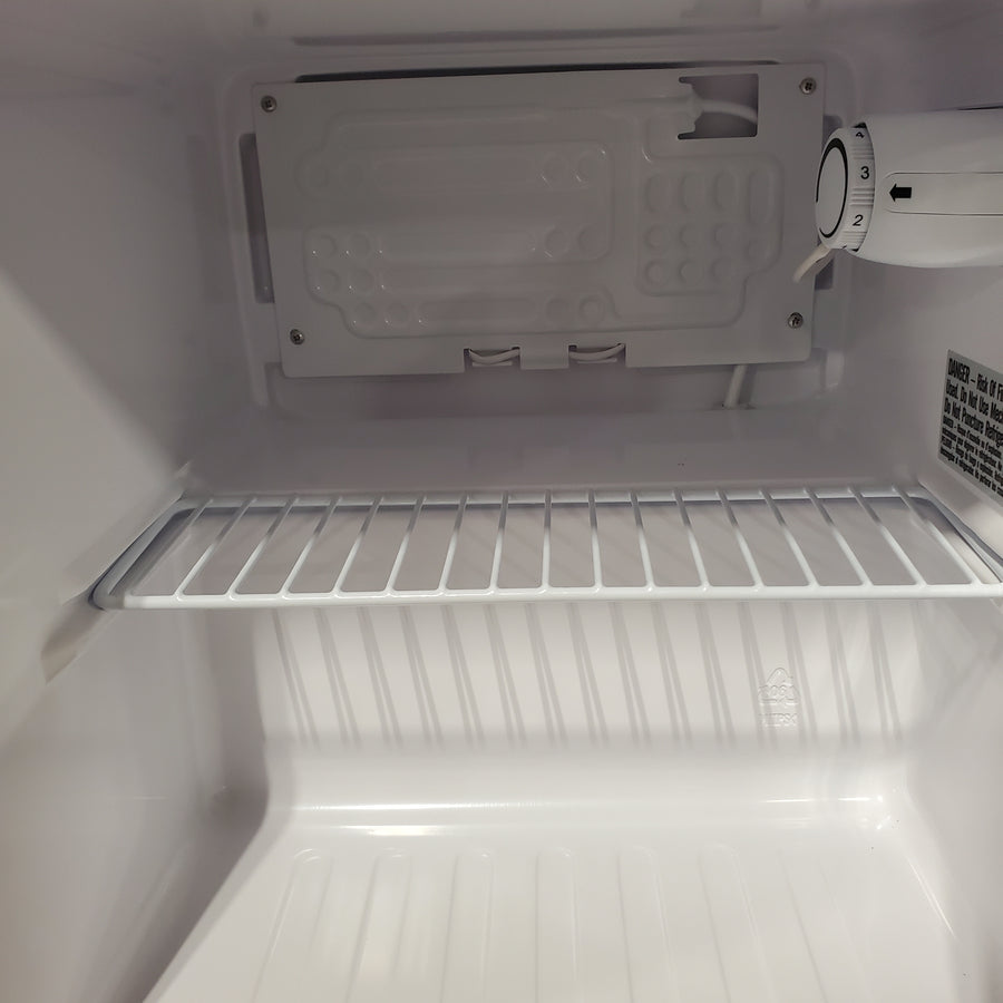 Magic Chef 1.7 cu. ft. Mini Fridge in Stainless Steel Freezerless MCAR170STE - Scratch & Dent (Minor)