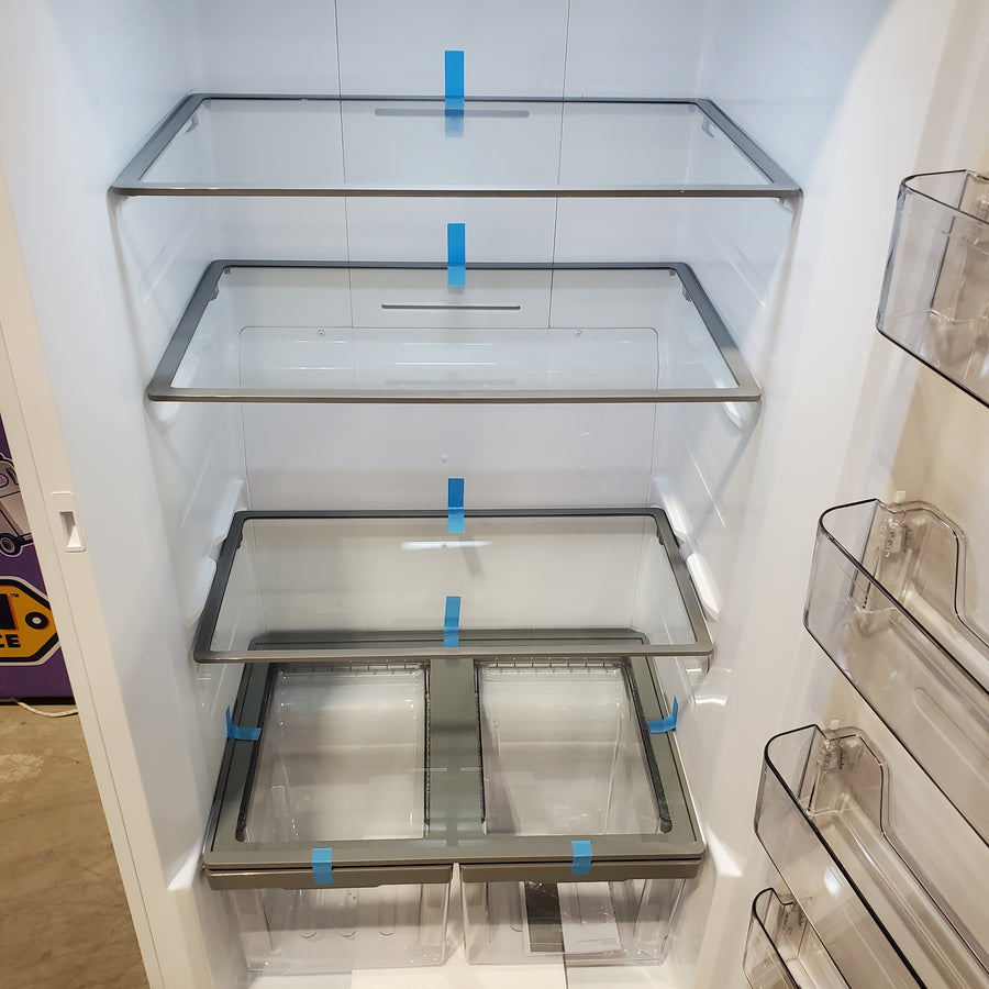 Midea 17 cu. ft. Convertible Upright Freezer in White MRU17F5AWW - Scratch & Dent (Moderate)