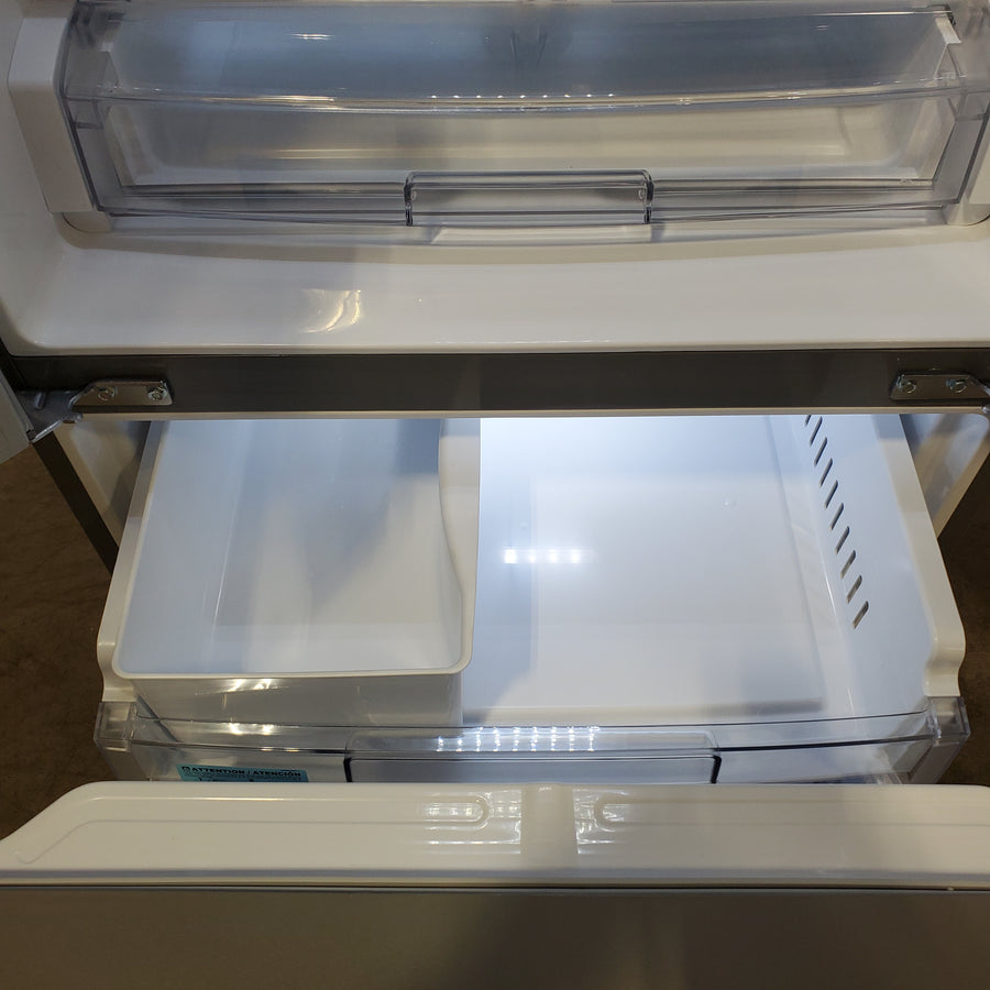 LG 22 cu. ft. 30" Wide French Door Refrigerator with Water Dispenser in Stainless Steel LFDS22520S - Open Box