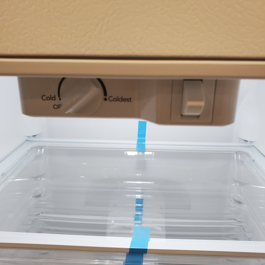 Frigidaire 20 Cu. Ft. Garage Ready Top Freezer Refrigerator in White 22121492 - FFTR2045VW - Scratch & Dent (Minor)