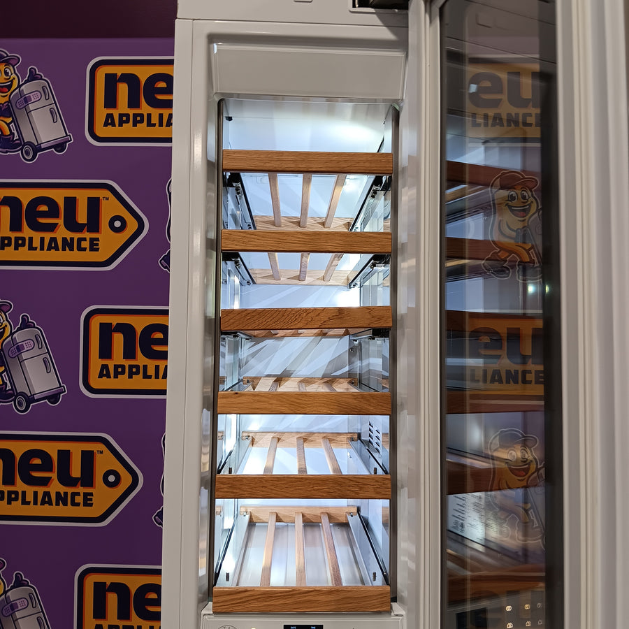 Bertazzoni 18" Dual Zone Wine Cooler Column with 52 Bottle Capacity, 12 Wooden Racks, UV Light-Shielding Glass Window, LED Lights and Digital Touch Controls REF18WCPIXR - Open Box