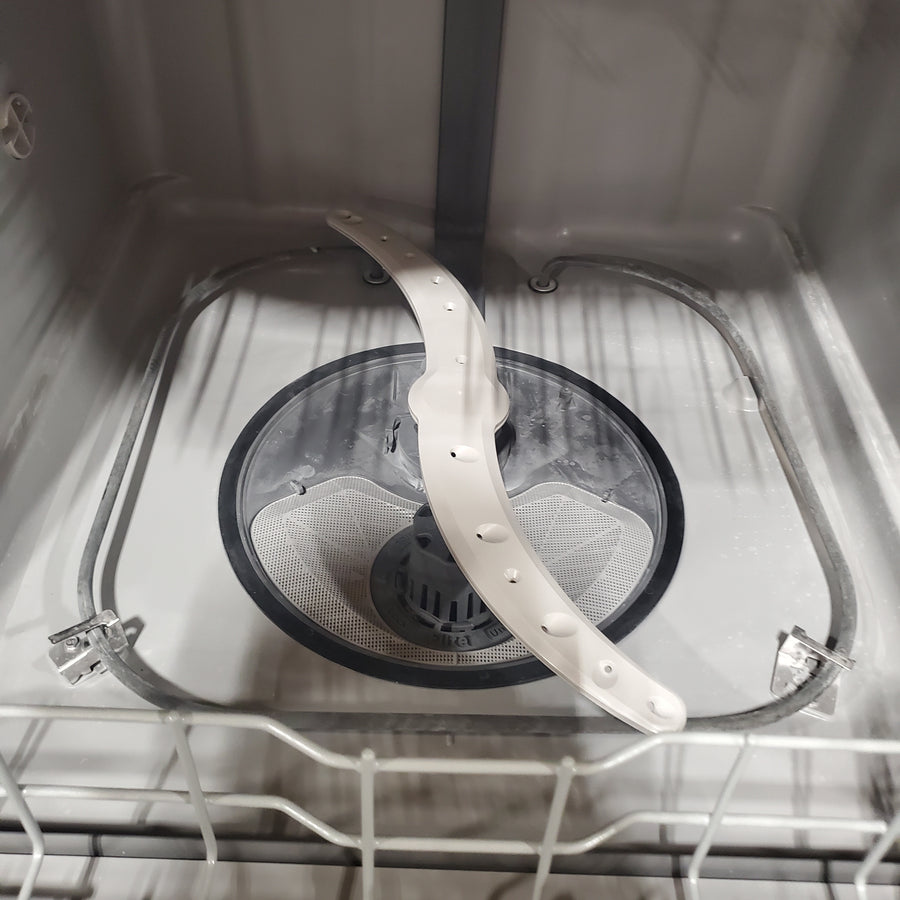 Hotpoint 24-in Front Control Built-in Dishwasher, 60-Decibel in Black HDF330PGRBB - Scratch & Dent (Moderate)