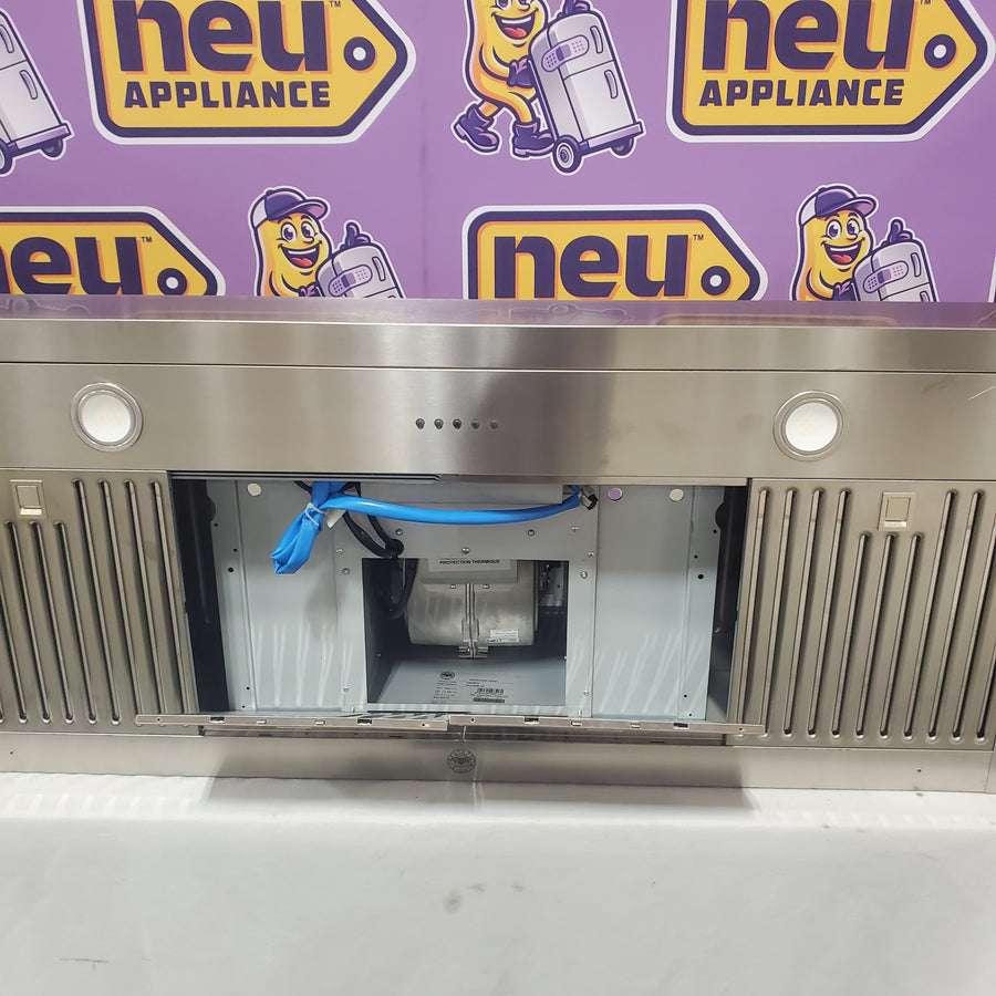 Bertazzoni 48 Inch Wall Mount Range Hood with 3-Speed Blower 600 CFM, Electronic Controls, 2 Halogen Lights, and European Baffle Filters K48HERTX - Open Box