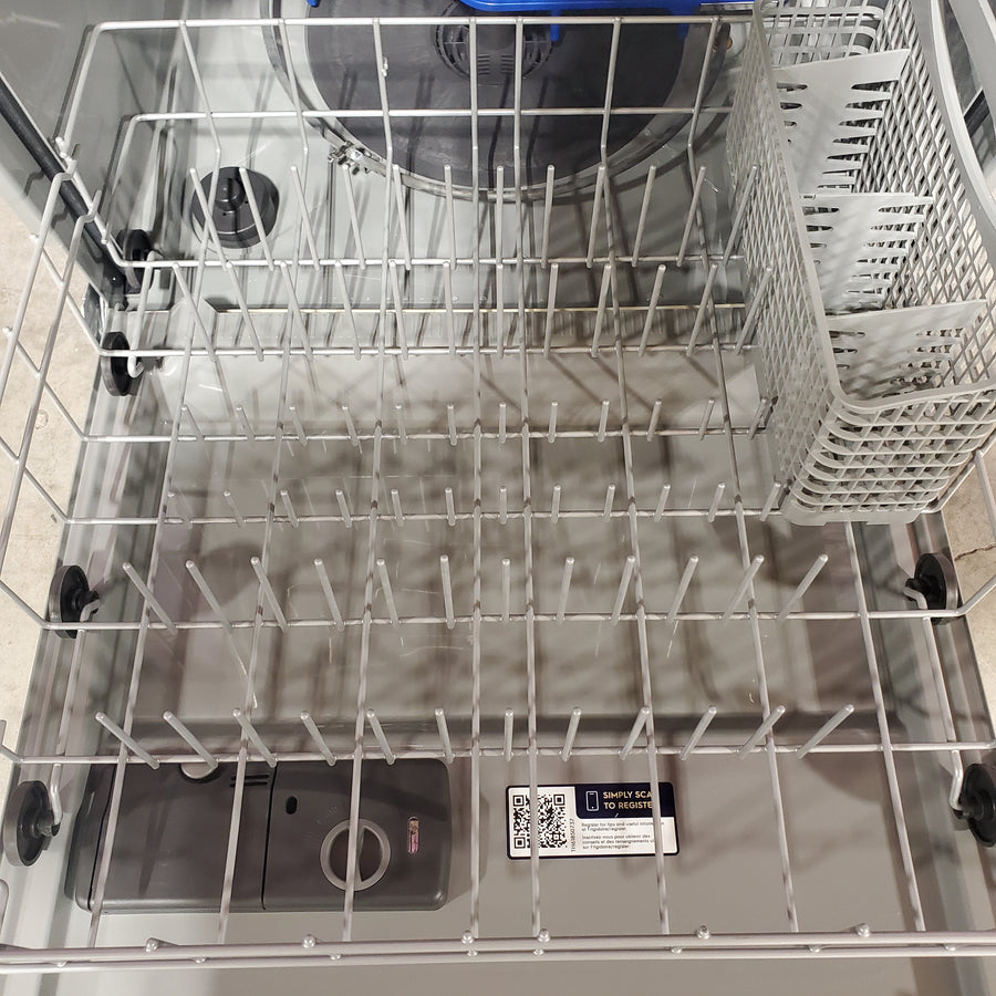 Frigidaire 24 in. Built In Dishwasher with 5 Level Wash System in White FDPC4221AW - Scratch & Dent (Minor)