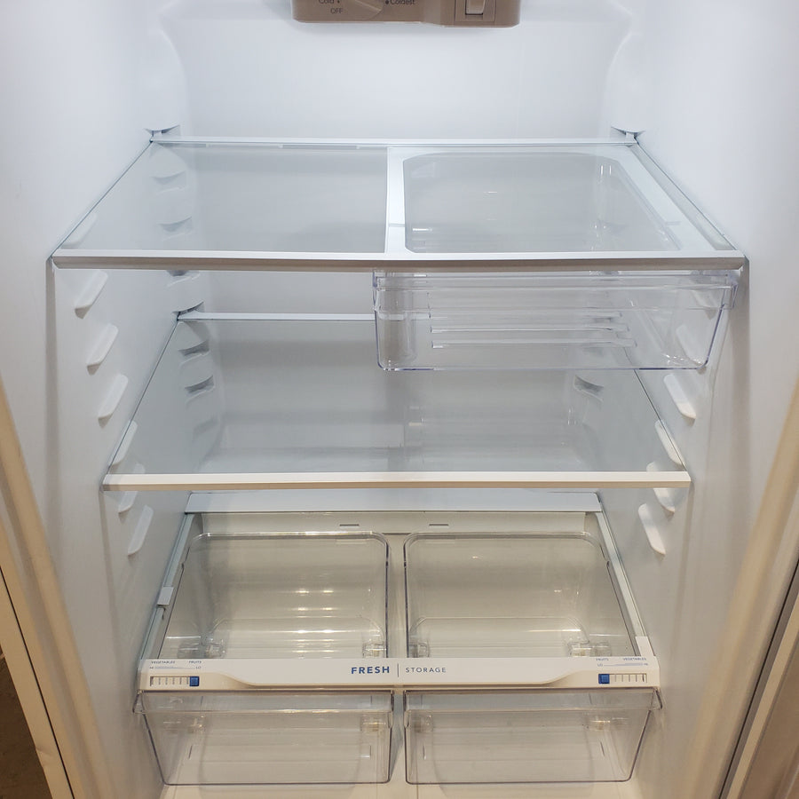 Frigidaire 30 in. Width 18.3 cu. ft. Top Freezer Refrigerator with EvenTemp Cooling System in White FFTR1835VW - Scratch & Dent (Minor)