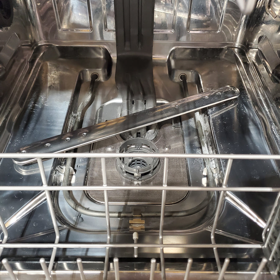 Whirlpool® 24-Inch Top Control Dishwasher with Total Coverage Wash and Auto Open Air Dry in Fingerprint Resistant Stainless Steel WDPS8024SZ - Open Box