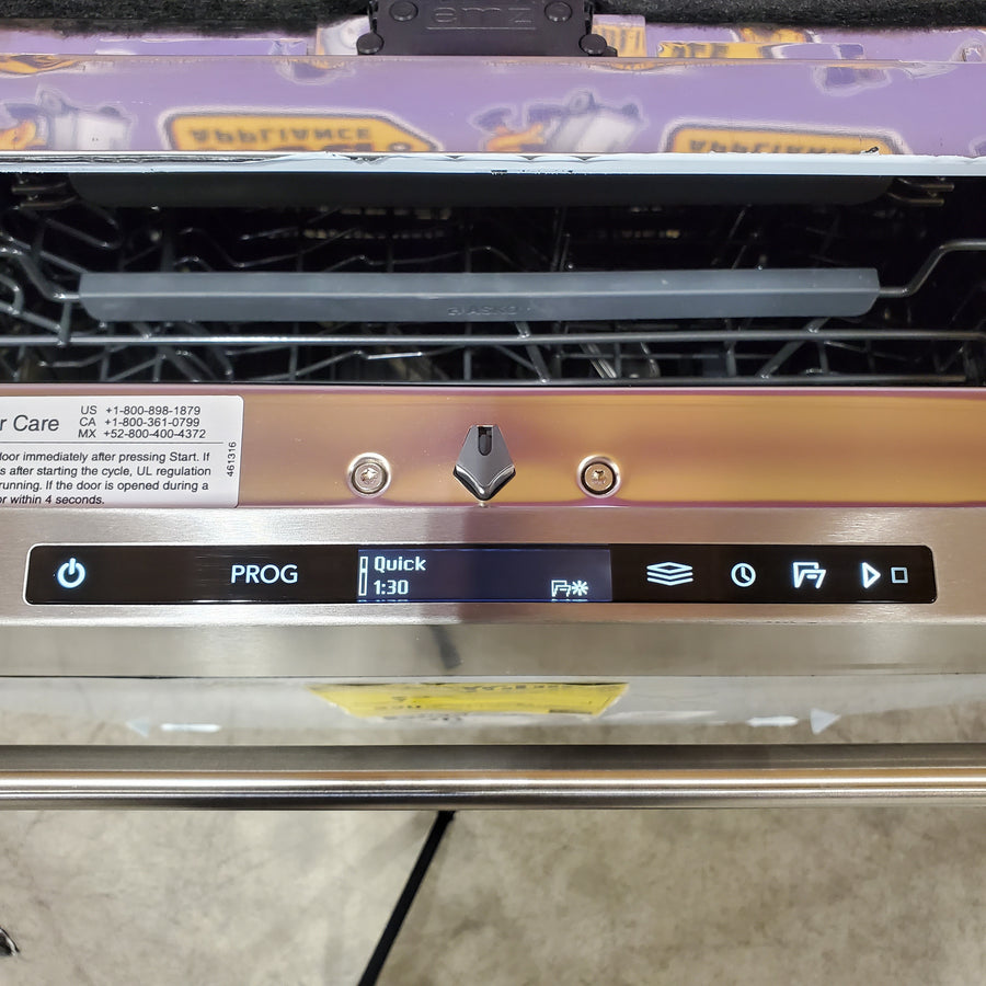Asko 40 Series 24 Inch Fully-Integrated Built-In Dishwasher with 16 Place Settings, 9 Wash Cycles, 42 dBA Noise Level, 3 Racks, 3 Spray Arms, 9 Spray Zones, XL Tub, and Super Cleaning System+™ 1116236 - DBI564THS - Open Box