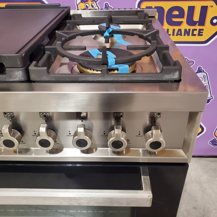 Bertazzoni 36" Professional Series Range Gas Oven 6 Brass Burners in Black PRO366BCFGMNET - Open Box