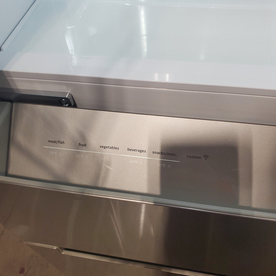 Bosch 800 Series 21 cu. ft. Smart Counter Depth 4-Door French Door Recessed Handle Refrigerator Stainless Steel, Ice and Water B36CL80ENS - Scratch & Dent (Moderate)