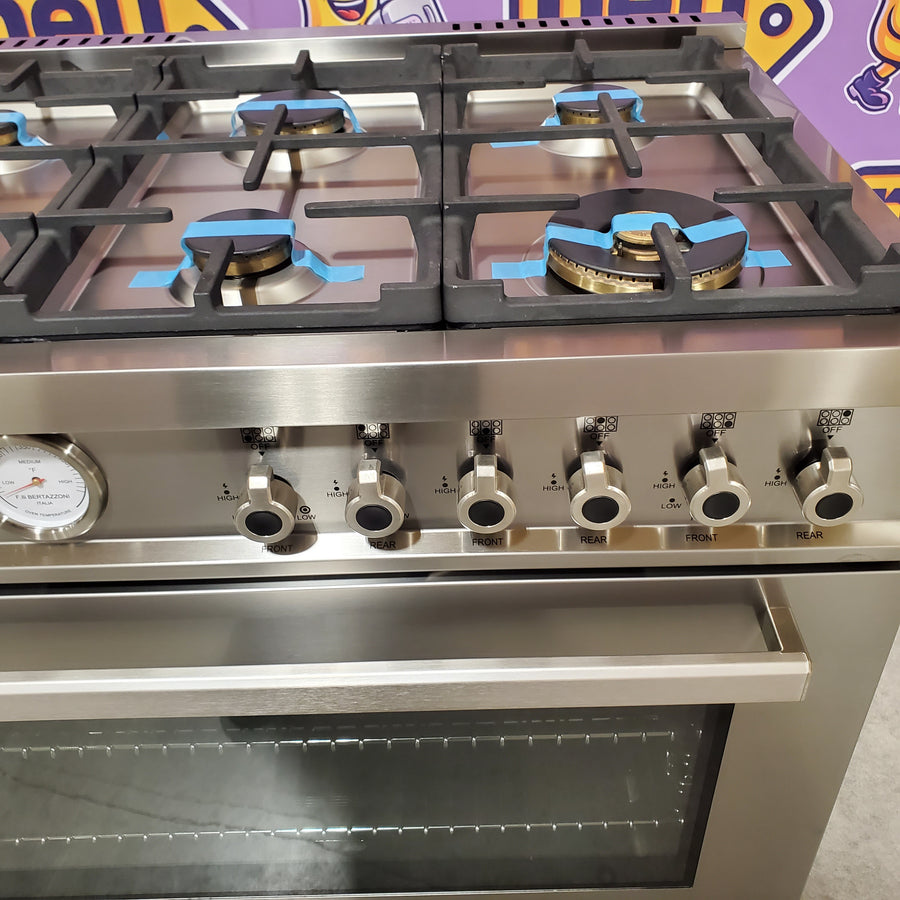Bertazzoni 4.4 Cu. Ft. Freestanding Gas Convection Range in Stainless Steel PROF366GASXT - Scratch & Dent (Minor)