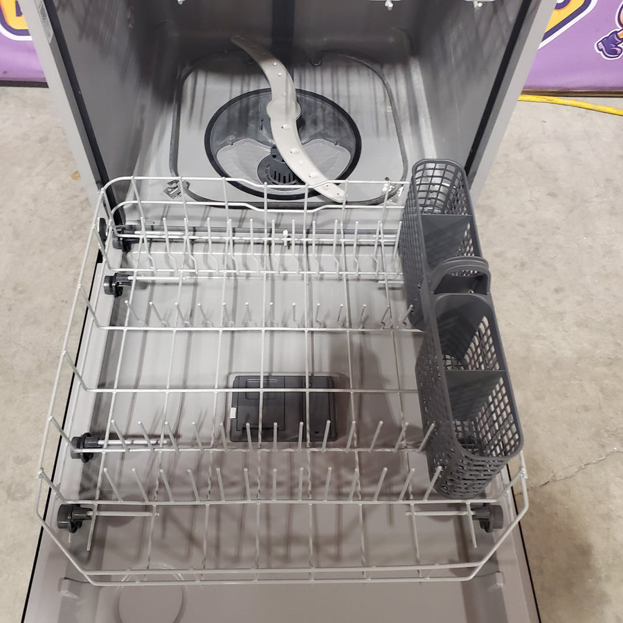 Hotpoint 24-in Front Control Built-in Dishwasher, 60-Decibel in Black HDF330PGRBB - Scratch & Dent (Moderate)