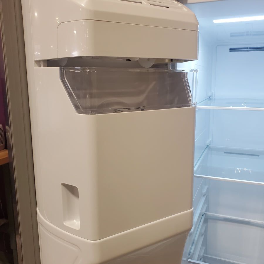 Hisense 29.1 cu. ft. Standard Depth Side by Side Refrigerator Stainless Steel HRS290P5FSE - Scratch & Dent (Moderate)