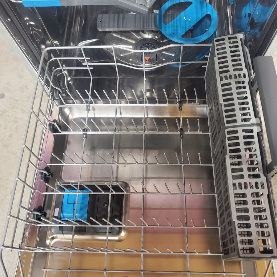 Frigidaire Gallery 24 in. Smudge-Proof Stainless Steel ENERGY STAR Top Control Built In Dishwasher with Third Rack GDSH4715AF - Scratch & Dent (Moderate)