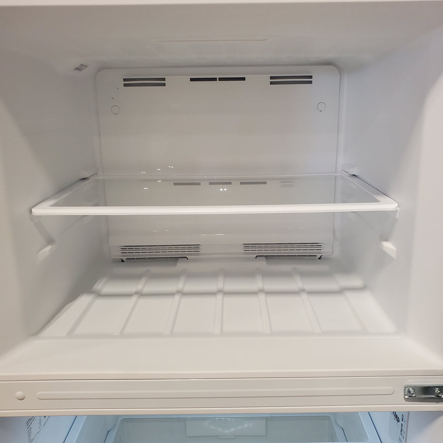 Vissani 18.1 cu. ft. Top Freezer Refrigerator in Fingerprint Resistant Stainless Steel Look, Garage Ready MDTF18SSR5 - Scratch & Dent (Major)