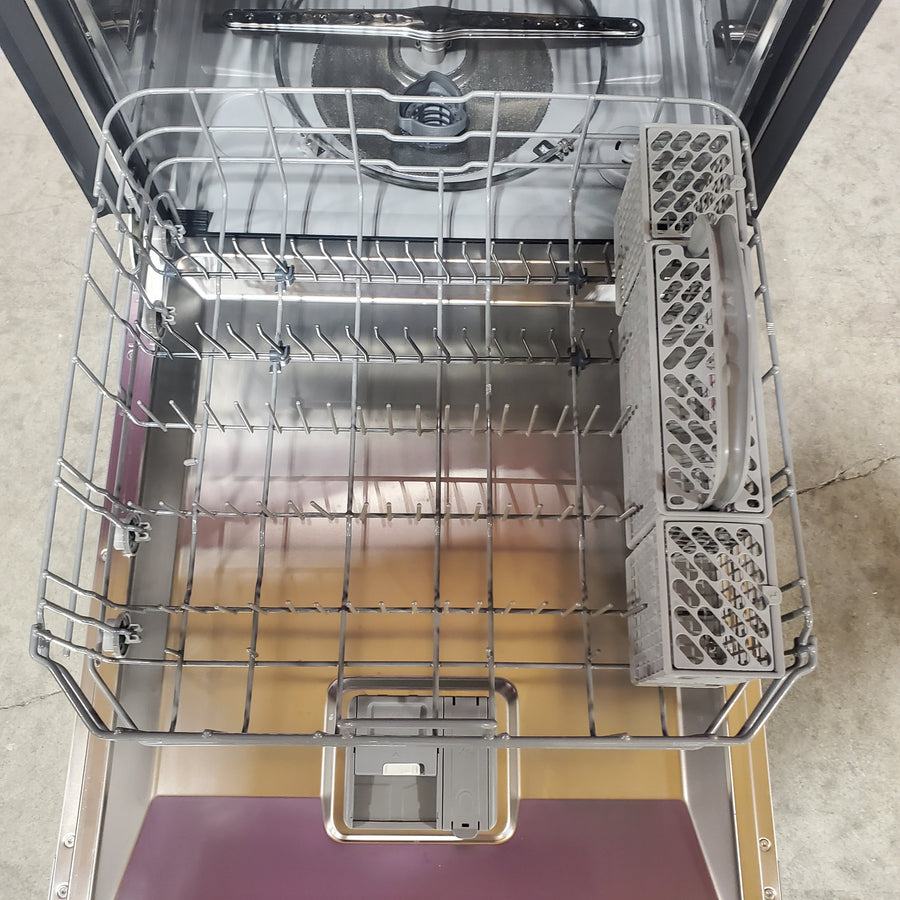 Frigidaire 24" Hybrid Tub Dishwasher in Stainless Steel FDHP4336AS - Scratch & Dent (Minor)
