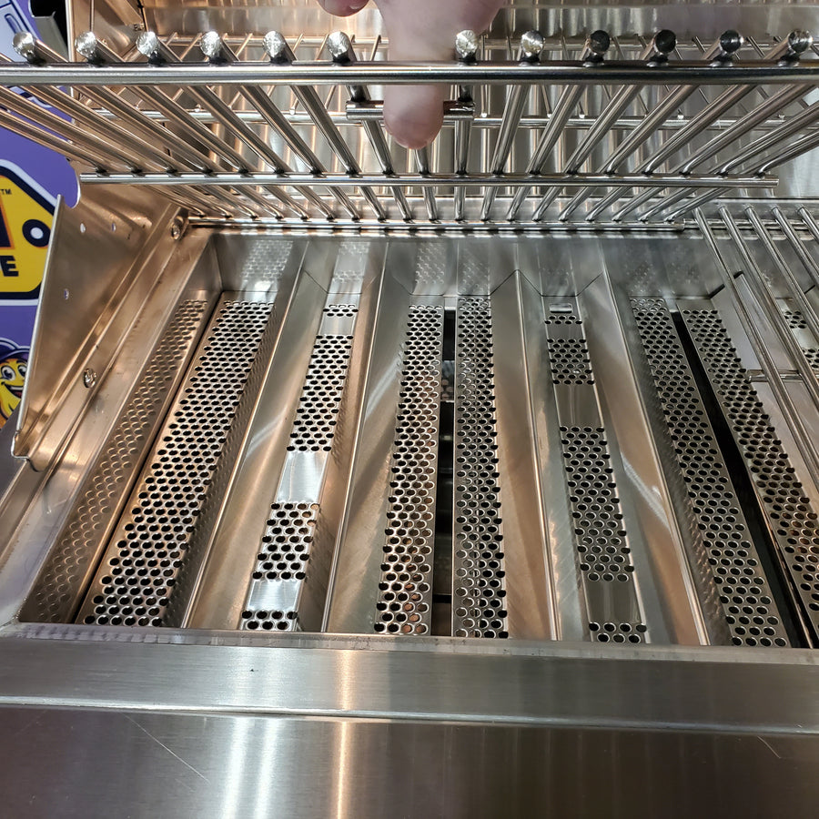 Coyote 36" Coyote Outdoor Living CL-Series Built-In Liquid Propane Gas (LP) Grill in Stainless Steel C3CL36LP - Open Box