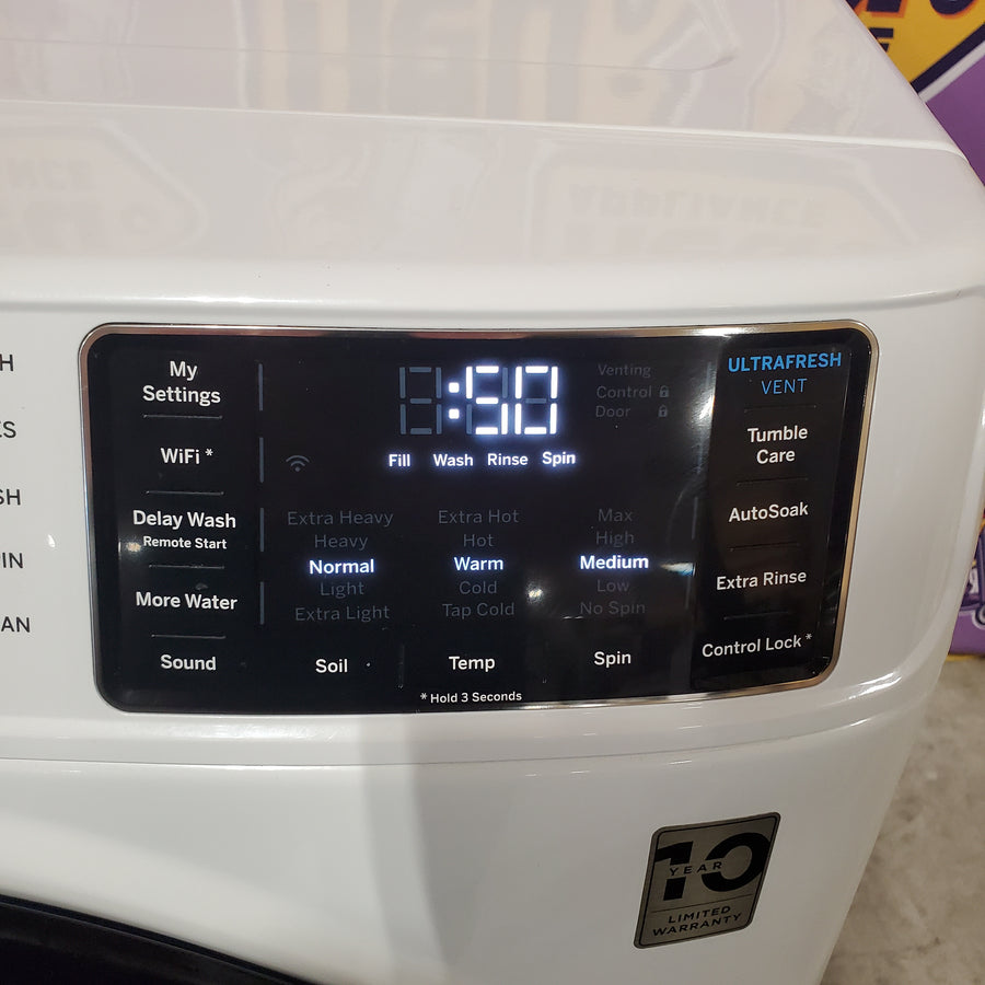 GE® 4.5 cu. ft. Capacity Smart Front Load ENERGY STAR® Washer with UltraFresh Vent System with OdorBlock™ and Sanitize w/Oxi GFW510SCNWW - Certified Refurbished