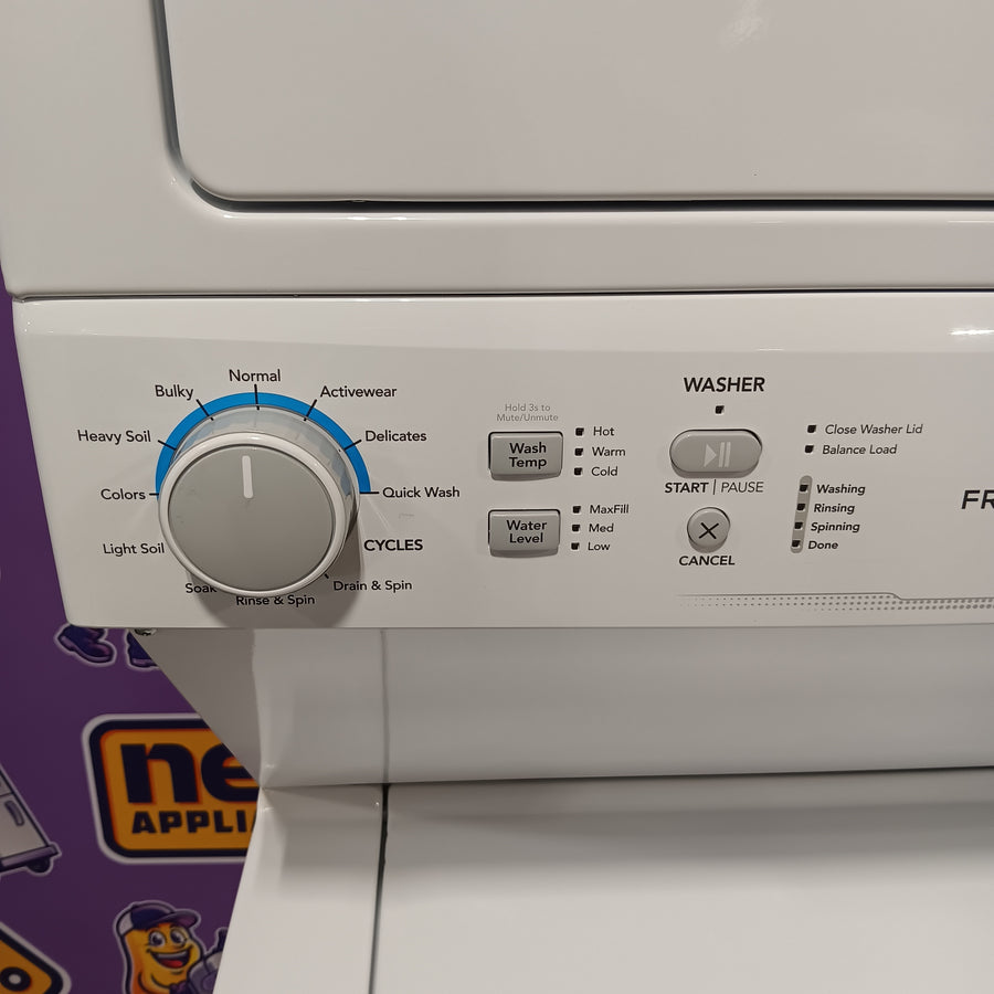 Frigidaire Electric Washer/Dryer Laundry Center - 3.9 Cu. Ft Washer and 5.5 Cu. Ft. Dryer 22442629 - FLCE7522AW - Scratch & Dent (Moderate)
