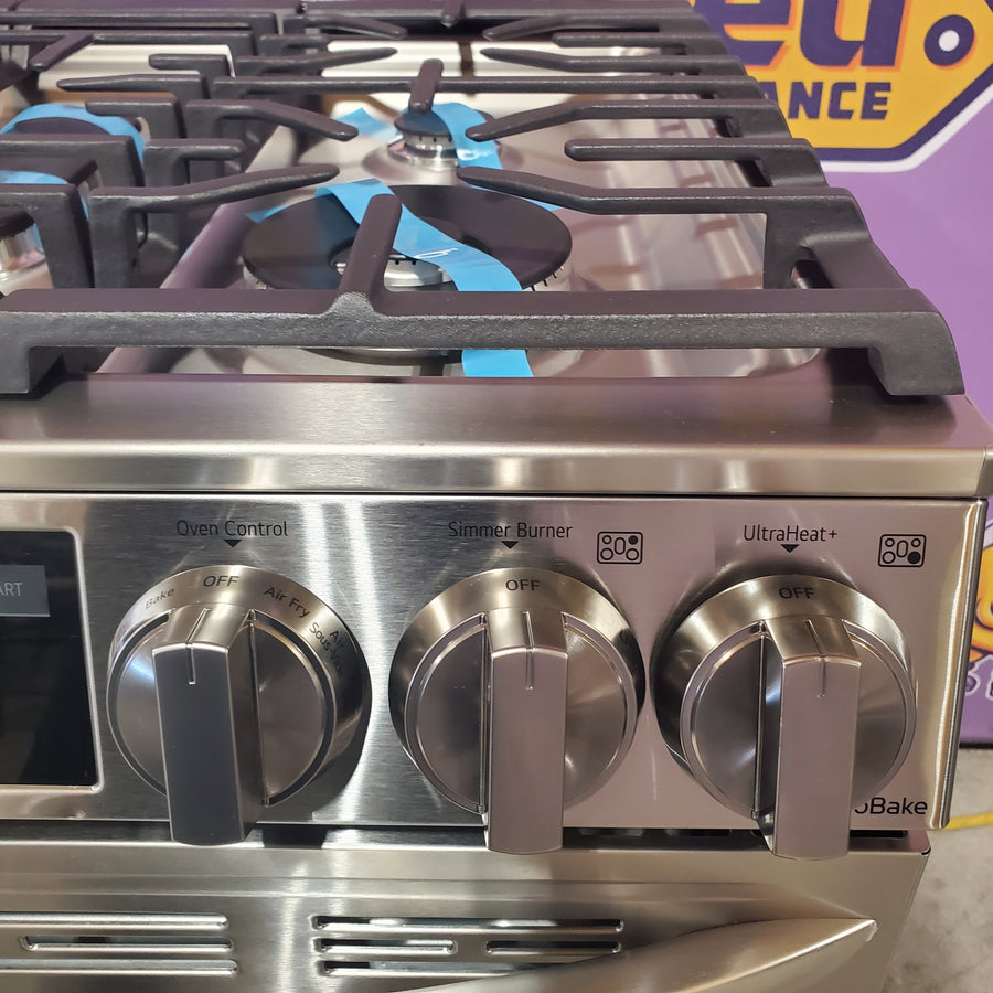 LG 6.3 cu. ft. Smart Dual Fuel Slide-in Range with InstaView®, ProBake Convection®, Air Fry and Air Sous Vide LSDL6336F - Scratch & Dent (Minor)