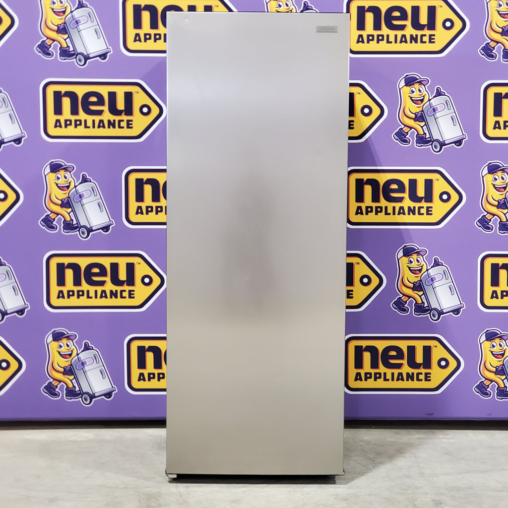 Pictures of Vissani 7.1 cu. ft. Manual Defrost Convertible Upright Freezer in Stainless Steel Look MDUFC7SS4 - Scratch & Dent (Minor) - Neu Appliance Outlet - Discount Appliance Outlet in Austin, Tx