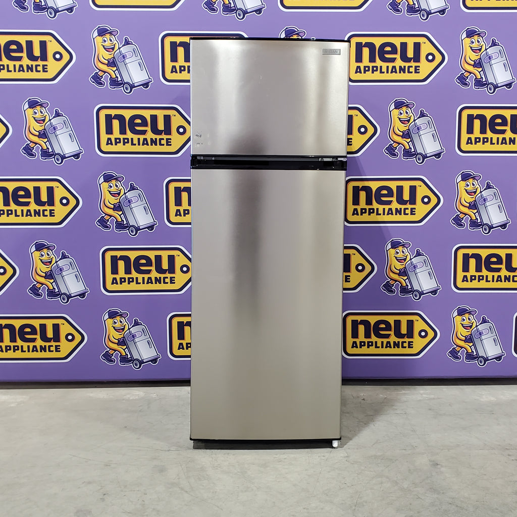 Pictures of Vissani 7.1 cu. ft. Top Freezer Refrigerator in Stainless Steel with Adjustable Shelf MDFF7SS - Scratch & Dent (Minor) - Neu Appliance Outlet - Discount Appliance Outlet in Austin, Tx