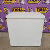 Vissani 7.0 cu. ft. Manual Defrost Chest Freezer with LED Light in White, Garage Ready HMCF7W5 - Scratch & Dent (Major)
