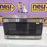 GE 1.1-cu ft 950-Watt Countertop Microwave in Stainless Steel GCST11N1WSS - Open Box