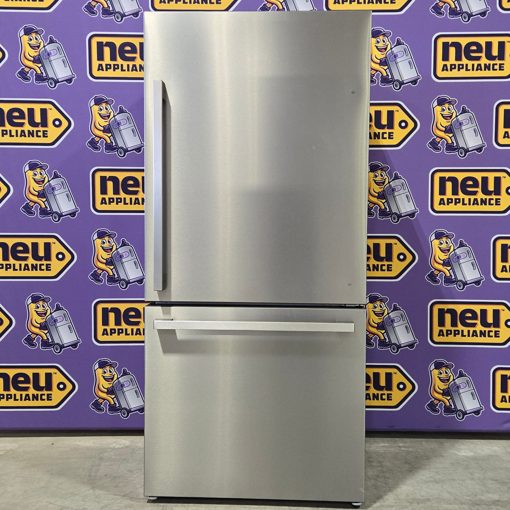 Pictures of 33" Wide Counter Depth Hisense ENERGY STAR 17.2-cu ft Bottom-Freezer Refrigerator with Ice Maker in Fingerprint Resistant Stainless Steel - Open Box - Neu Appliance Outlet - Discount Appliance Outlet in Austin, Tx