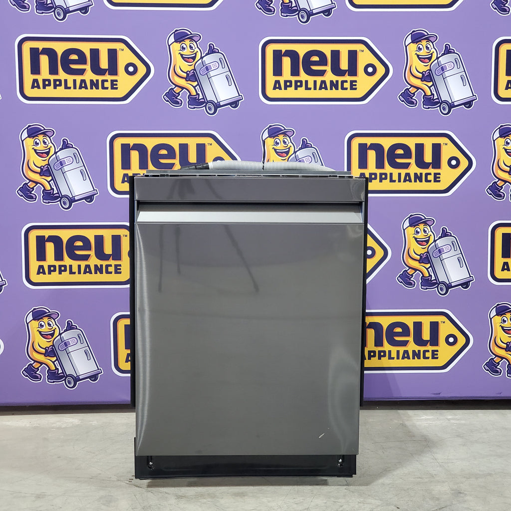 Pictures of Samsung AutoRelease Smart 39dBA Dishwasher with Linear Wash in Fingerprint Resistant Black Stainless Steel DW80R9950UG - Scratch and dent (minor) - Neu Appliance Outlet - Discount Appliance Outlet in Austin, Tx